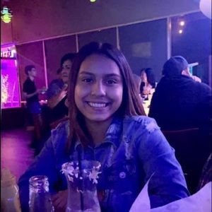 Meet your Posher, Lisette